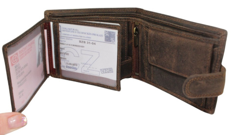 Portfel Męski PolskaGalanteria(PL) Skóra Licowa Duży Poziomy Z Zapinką Dwa Skrzydełka ''MOTYW TRAKTOR'' 895