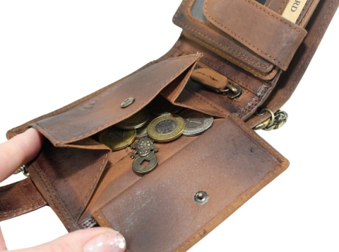 Portfel Męski Peterson Skóra Naturalna N992L Poziomy Z Zapinką Dwa Skrzydełka I Łańcuszek BRĄZOWY RFID 12 x 9,5 x 3 [cm] AUTO