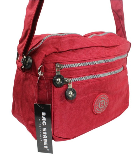 Stylowa Lekka Materiałowa Torba Kresz Wodoodporna Pozioma Średnia Na Ramię Bag Street NR 2245 CZERWONY 28 x 19 x 12 [cm]