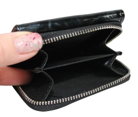 Portfel Skórzany Jennifer Jones Bułeczka Skóra Naturalna Lakierowana Z Suwakiem 5263-14 CZARNY 9,5 x 7 x 3 [cm]