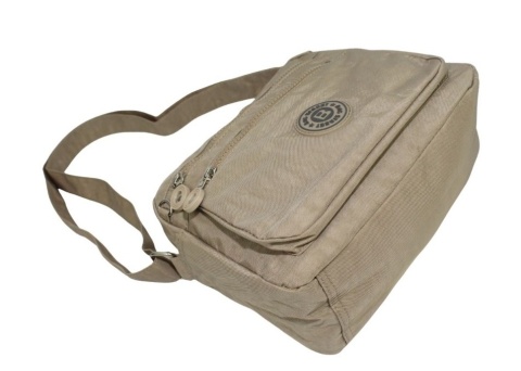 Stylowa Lekka Materiałowa Torba Kresz Wodoodporna Pozioma Średnia Na Ramię Bag Street NR 2245 BEŻOWA 28 x 19 x 12 [cm]