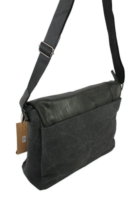 Skórzana Torba JENNIFER JONES Listonoszka Ze Skórzaną Klapką CZARNA 4526 37 x 29 x 14