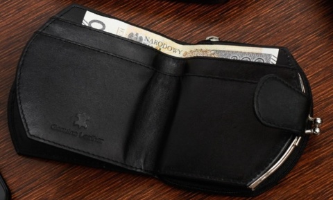 Damski Skórzany Portfel BELTIMORE Z Suwakiem I Klamrą Skóra Licowa Eleganckie Pudełko RFID BTML53 CZERWONY 10,5 x 10 x 3,5 [cm]
