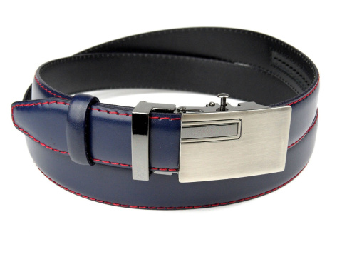 niebieski z czerwoną nitką