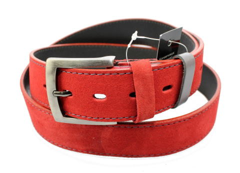 Czerwony z Szarą nitką