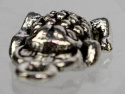 Żabka Metalowa Mała Z Monetą Na Pomnażanie Pieniędzy