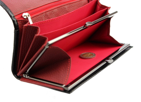 Czarny z czerwonym Wzór II