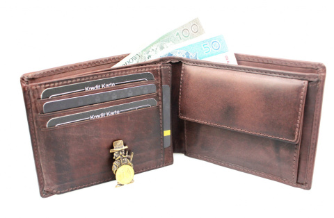 Portfel Męski Skórzany JENNIFER JONES 5709 Skóra Licowa Duży Poziomy Bez Zapięcia Jedno Skrzydełko RFID